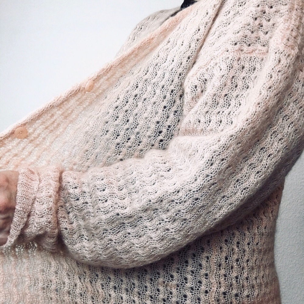 Vintage 70s pale pink mohair cardigan